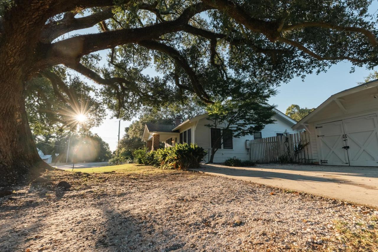 Gulf Coast Craftsman - Cozy, Charming & Central! 걸프포트 외부 사진